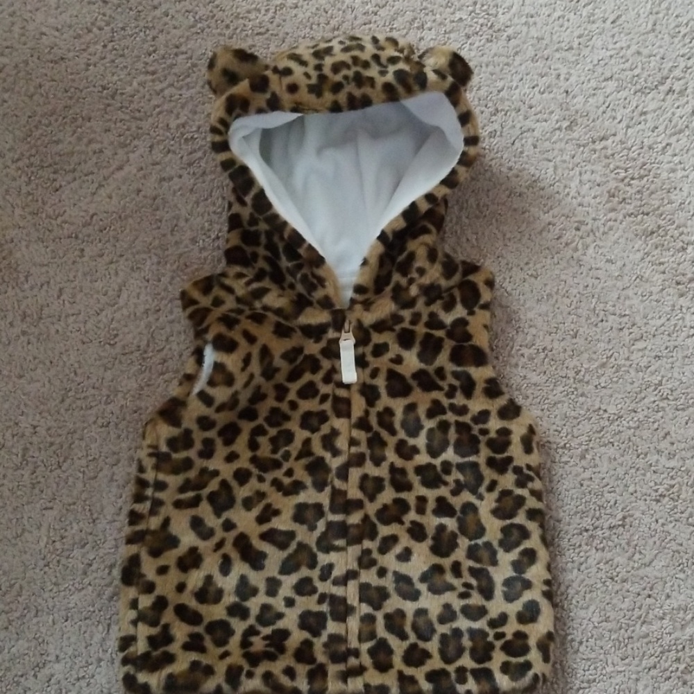 Faux Fur Leopard Vest